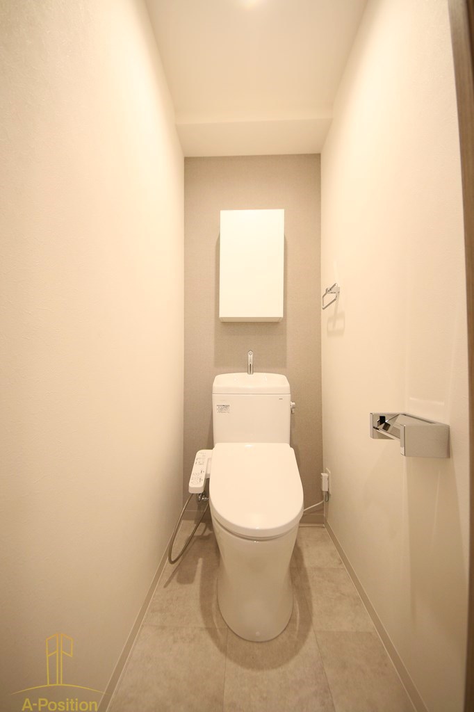 トイレ　プレサンスNEO九条ディアシス