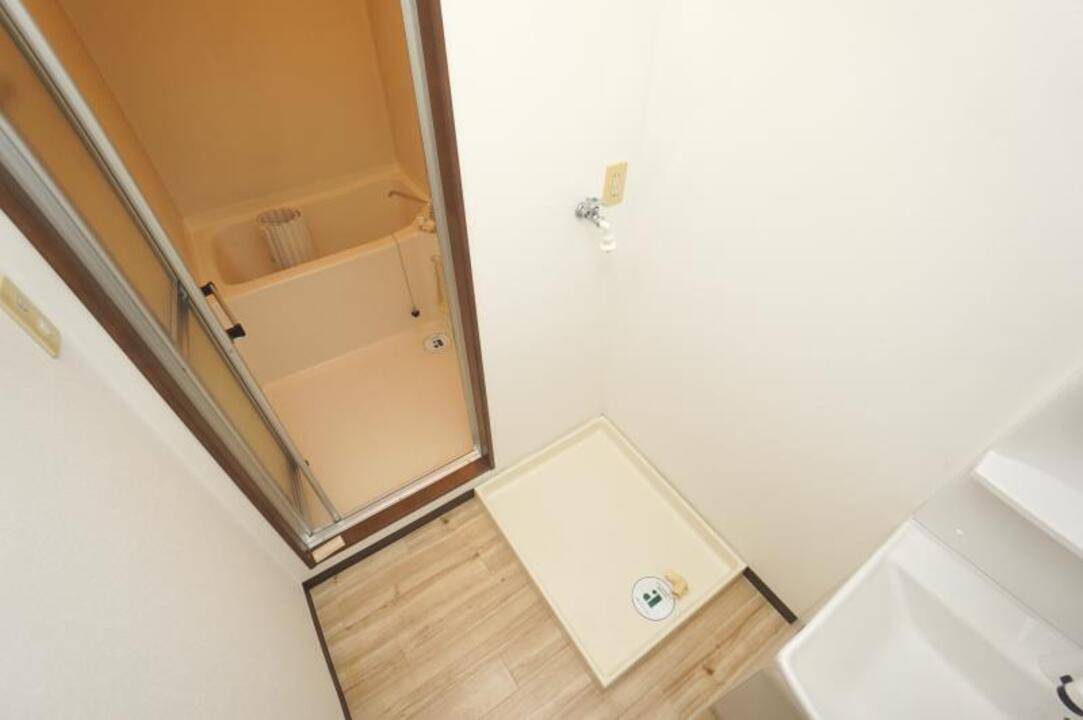 洗面設備　洗濯機置場