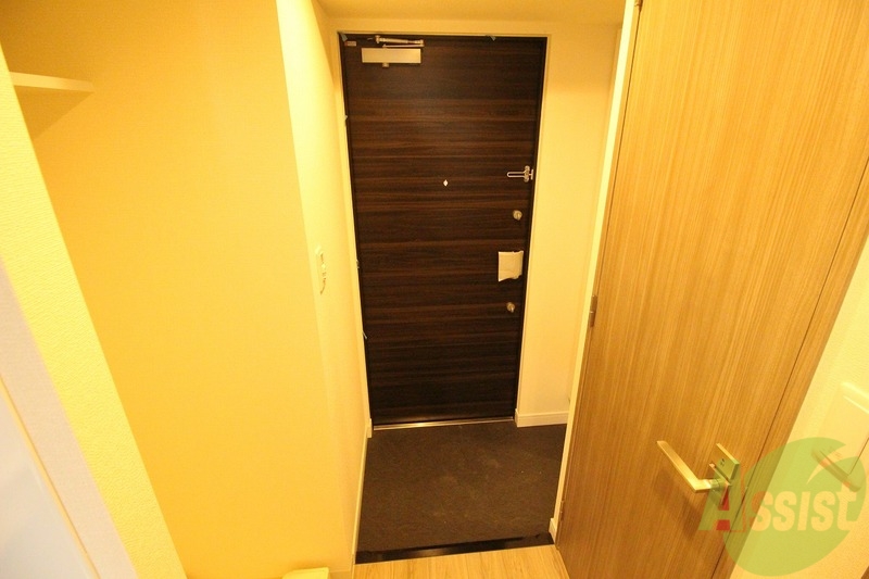 玄関　※同施工会社の参考写真です。