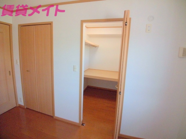 収納　反転タイプ参考写真