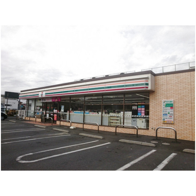 コンビニ　セブン－イレブン　草加稲荷南店（コンビニ）まで480m