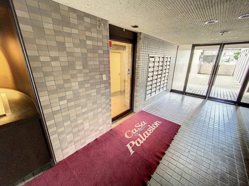 エントランス　エントランス