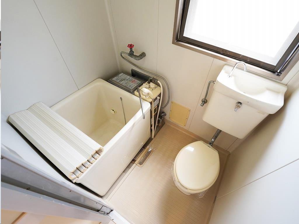 バス・シャワールーム