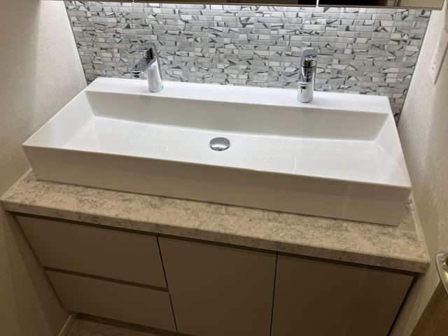 洗面設備　※写真は同タイプ住戸です。