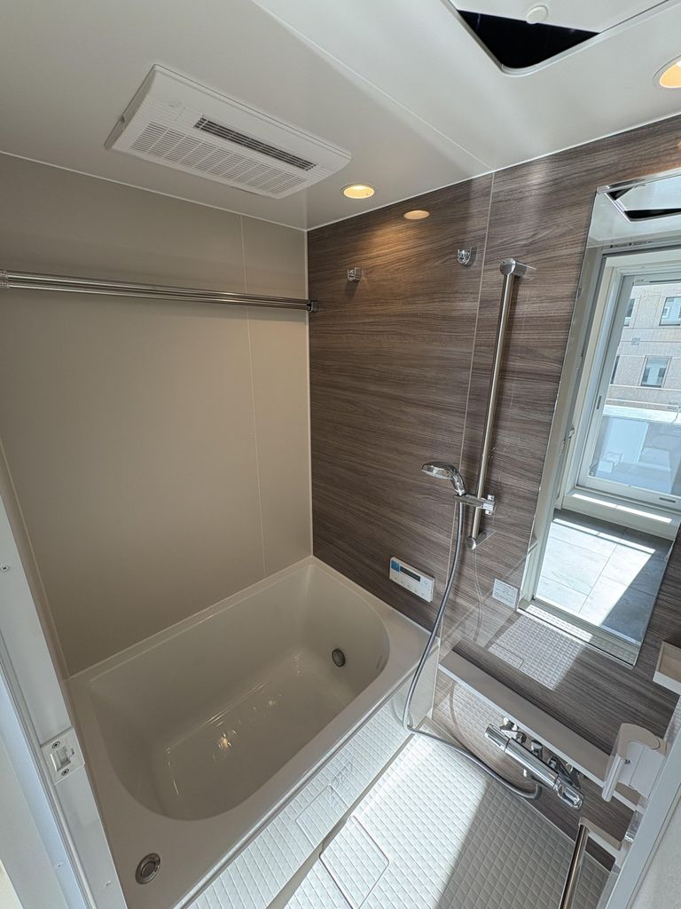 バス・シャワールーム　バス