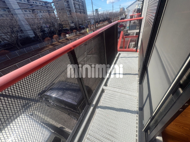 バルコニー　洋室