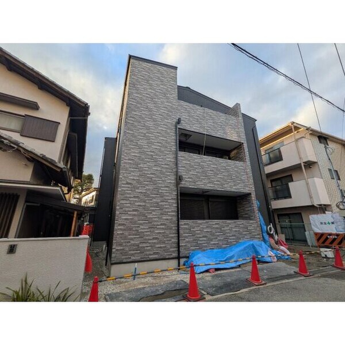 建物外観　建築中