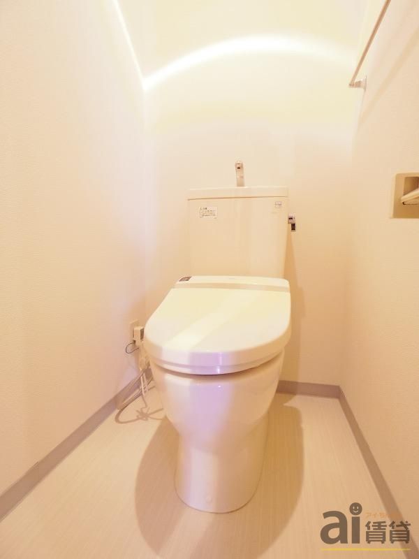 トイレ　※同仕様写真