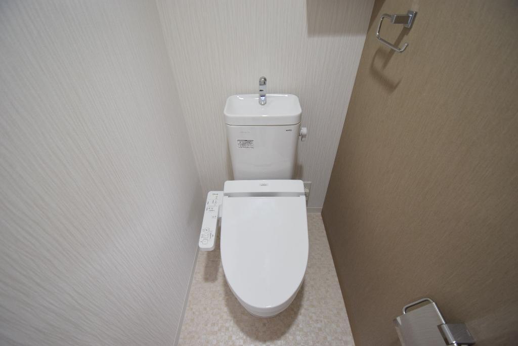 トイレ　シャワー付トイレ