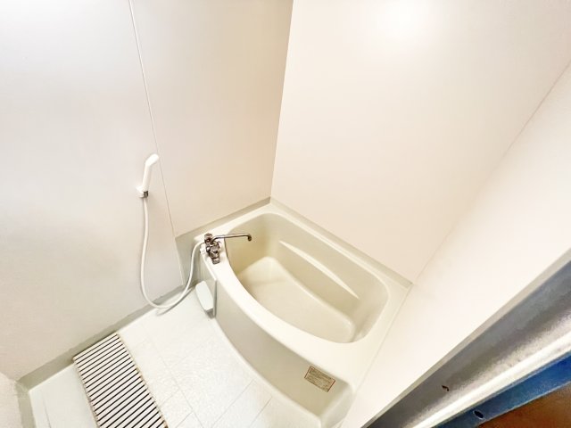 バス・シャワールーム　日々の疲れを癒すお風呂付です