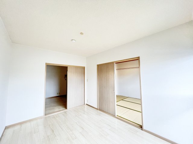 その他部屋・スペース　明るい色調の室内です