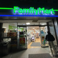 コンビニ　ファミリーマート 南麻布四丁目店（コンビニ）まで515m