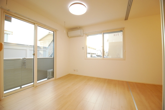 居室・リビング　１０１　ＬＤＫ