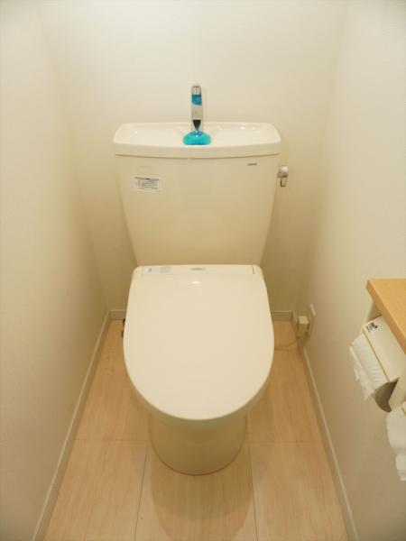 トイレ　トイレ