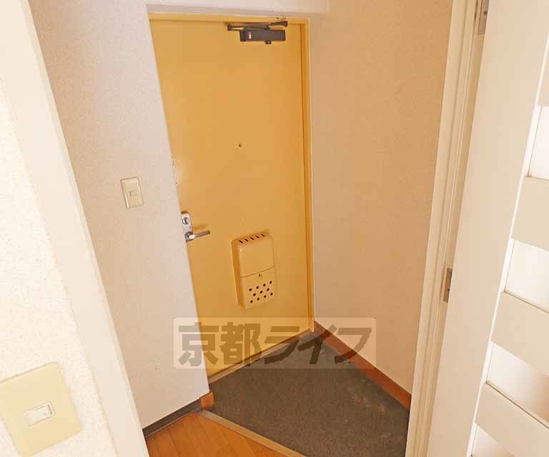 玄関　玄関です。