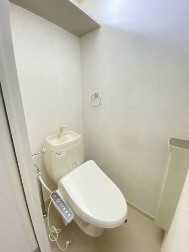 トイレ　トイレ