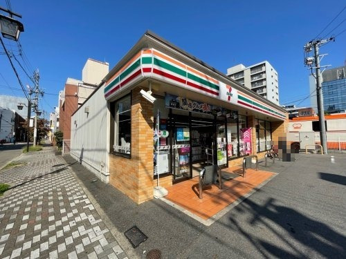 コンビニ　セブンイレブン名古屋今池5丁目店（コンビニ）まで130m