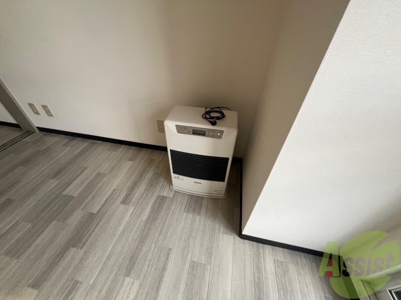 その他設備　灯油暖房がついており、寒い日も安心です！