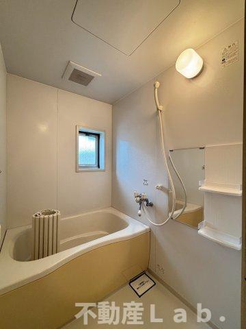 バス・シャワールーム　※反転タイプのお写真です。