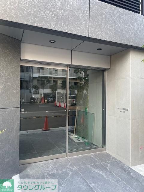 エントランス　エントランス