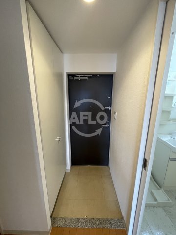 玄関　ルクレ阿波座レジデンス　玄関