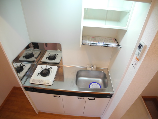 キッチン　※室内画像は別号室のもの