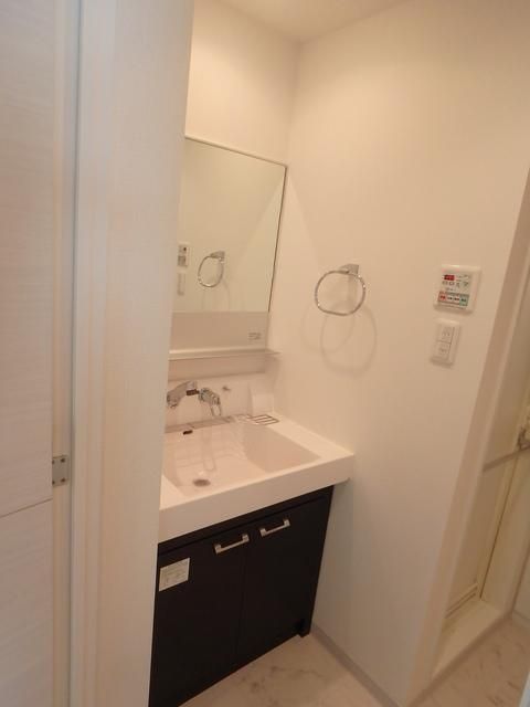 洗面設備　★シャンプードレッサーワイドシンク★