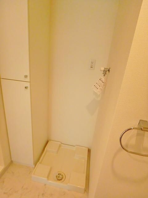 その他部屋・スペース　★収納棚付きです★