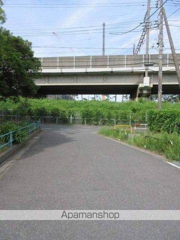 その他　前面道路（その他）まで1m