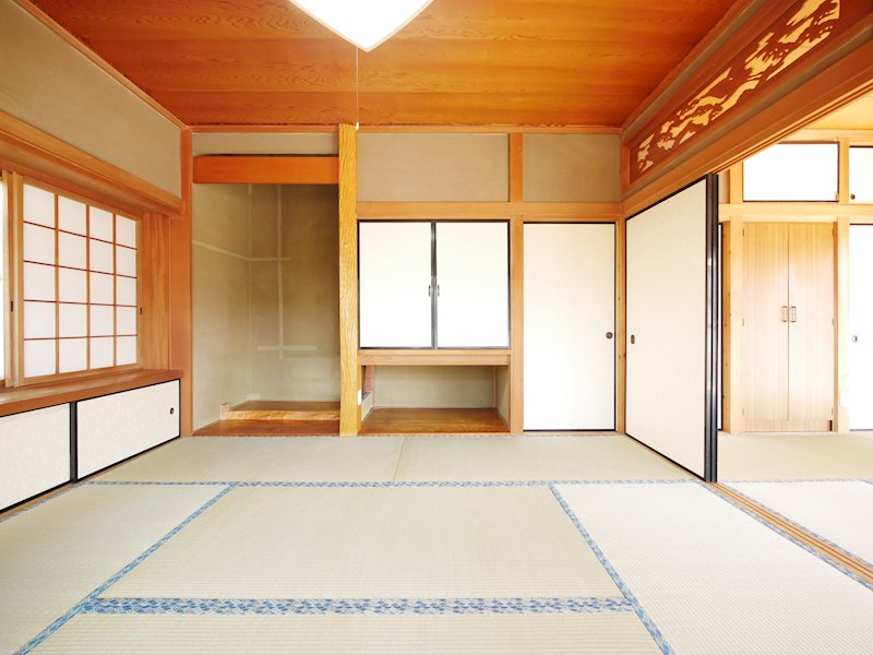 居室・リビング　北側和室8帖