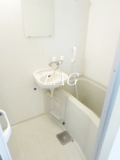 バス・シャワールーム　お風呂です。