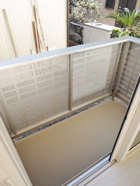 バルコニー　バルコニーあり