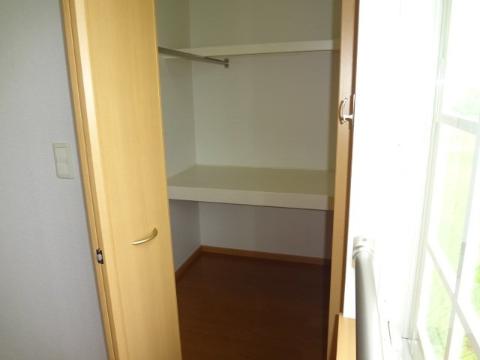 収納　Ｗ－ＣＬ