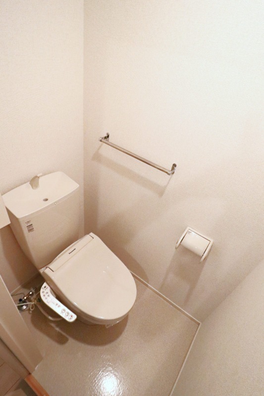 トイレ　図面と現状に相違がある場合には現状を優先