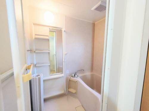 バス・シャワールーム　バスルーム