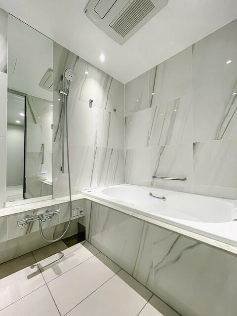 バス・シャワールーム　※写真は同タイプ住戸です。