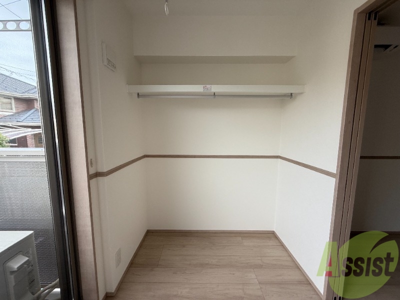 収納　収納はコチラ。オープンクローゼットになってます。