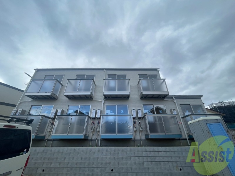 建物外観　仙台市泉区黒松１丁目「Ｃｒｅｓｔ」