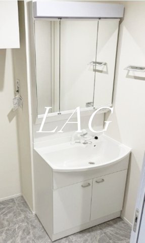 洗面設備　洗面台です。