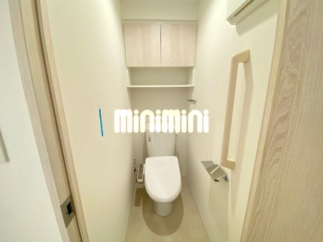 トイレ　同間取り別部屋写真です