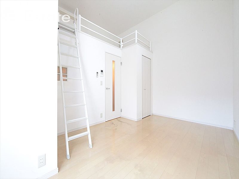 居室・リビング　内装