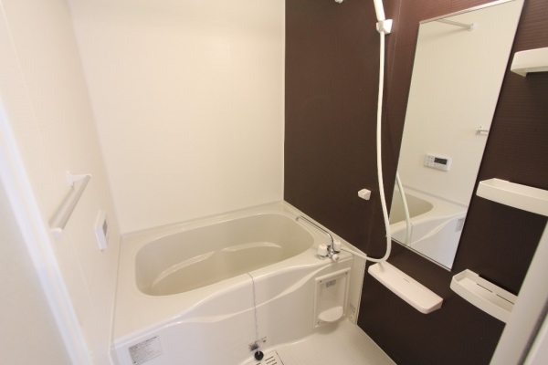 バス・シャワールーム　一日の疲れを癒してください