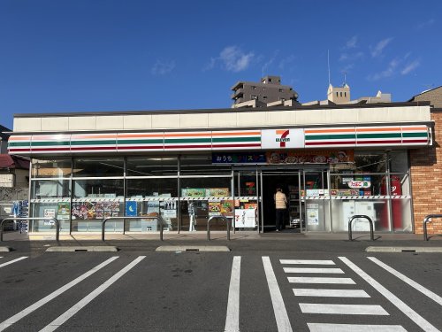 コンビニ　セブンイレブン 我孫子緑1丁目（コンビニ）まで178m