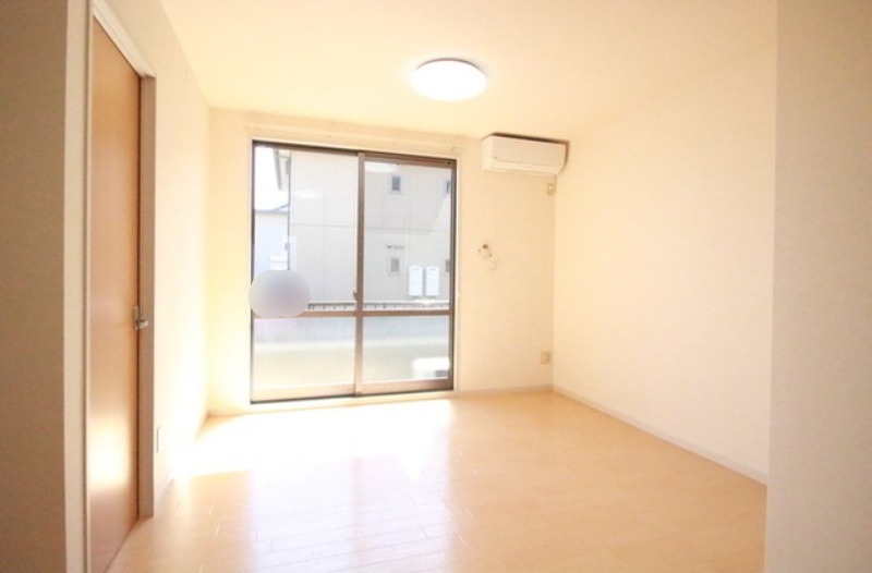 居室・リビング　図面と現状に相違がある場合には現状を優先