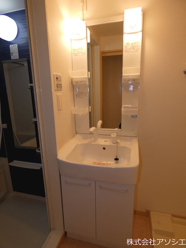 洗面設備　シャンプードレッサー