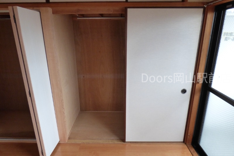 収納　※他号室の写真になります