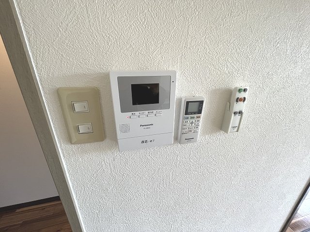 セキュリティ　モニター付きインターホンです