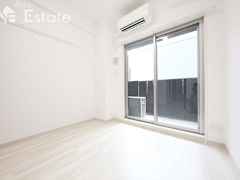 居室・リビング　内装