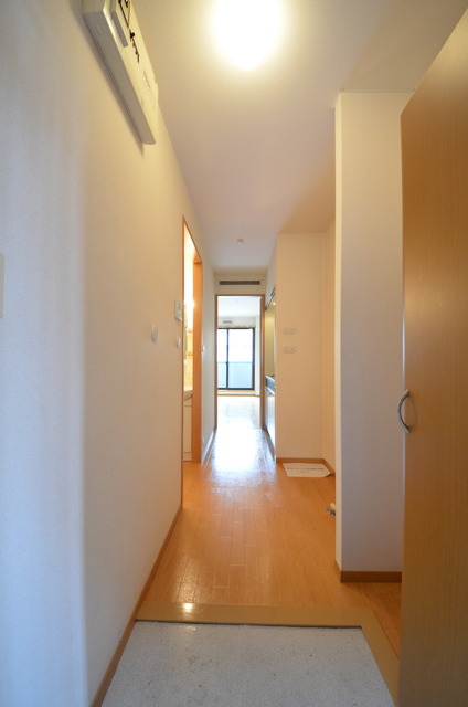 玄関　★玄関周りも窮屈になりません★