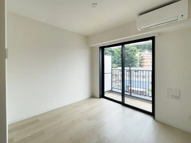 居室・リビング　使いやすい形の為、レイアウトを楽しめます♪